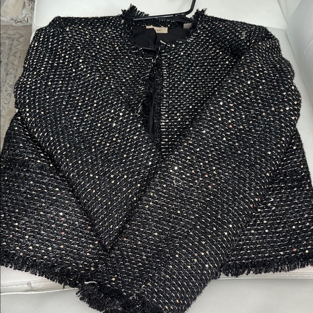 Elie Tahari Black and Cream Textured Blazer - Picture 4 of 9